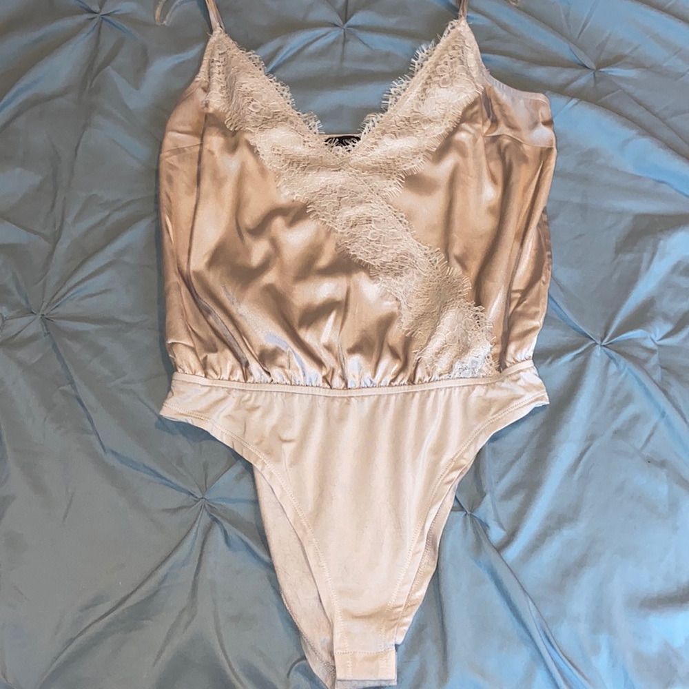 Body suit - Picture 3 of 3